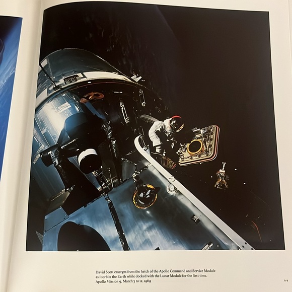Sightseeing: A Space Panorama, NASA Photo Book - 1985 First Edition - Picture 7 of 16